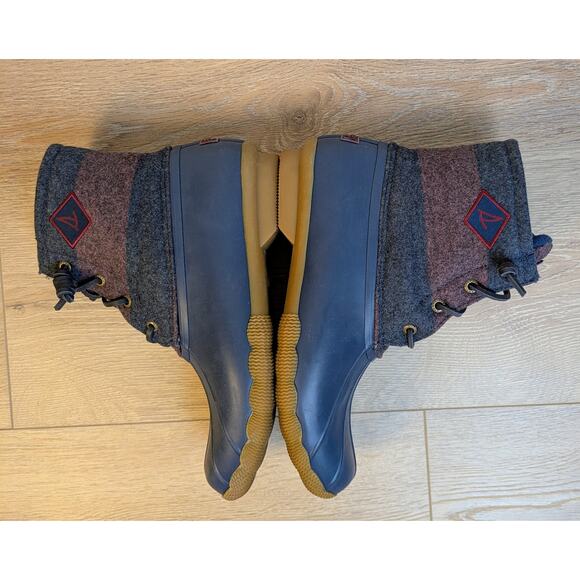Sperry Topsider Saltwater Varsity Duck Boot 8.5 Navy Wine Stripe Wool Rubber - Picture 10 of 12